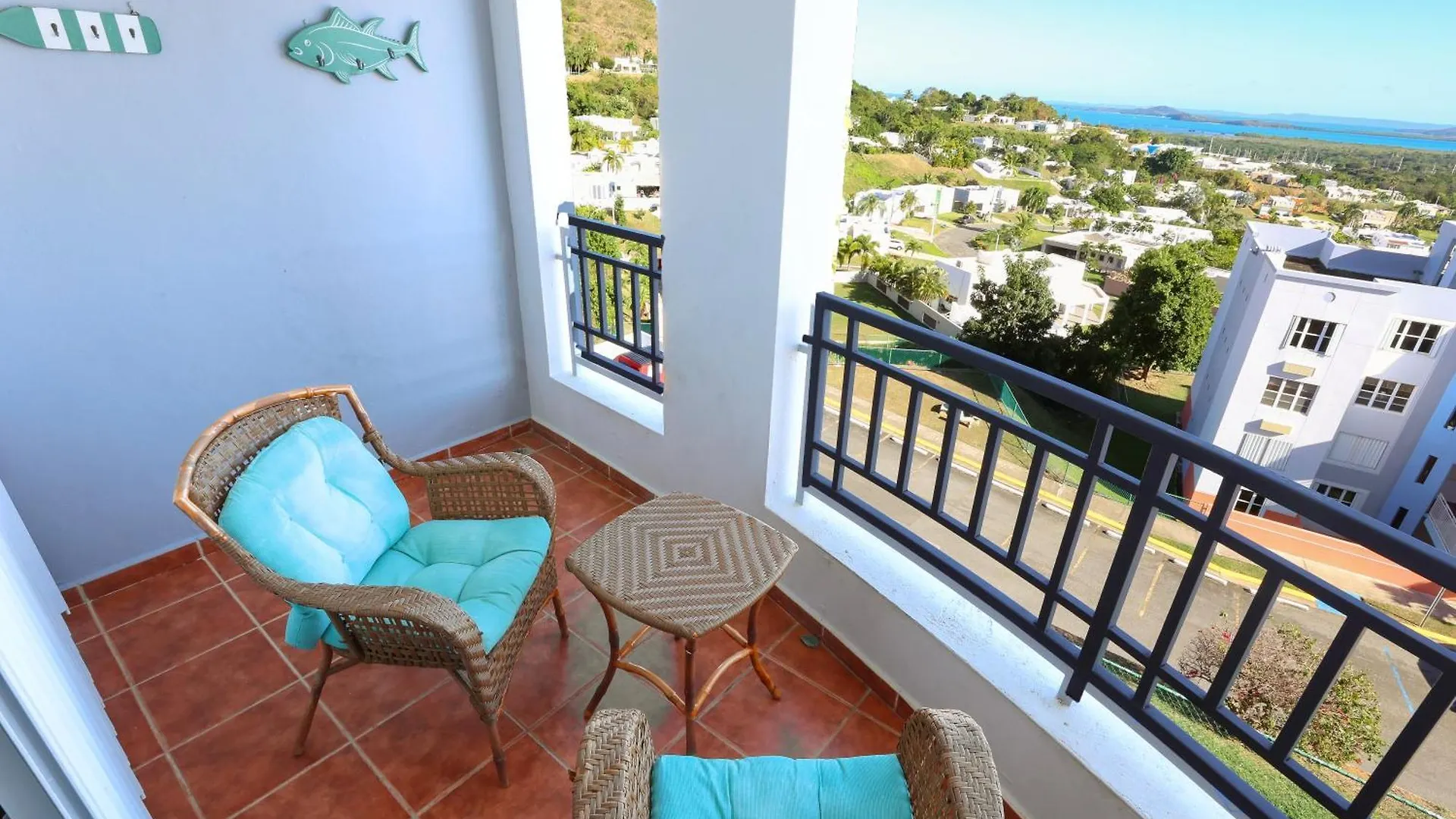 Fajardo Coastal Gem With Pool Access Apartment